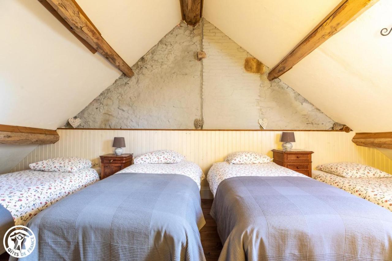 Aux 2 Puys - Gîte Le Lemptégy Saint-Priest-des-Champs Extérieur photo